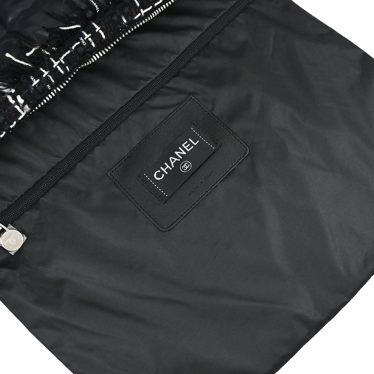 Chanel 2018-2019 Black Nylon Coco Neige Doudoune 2way Shoulder Tote Bag