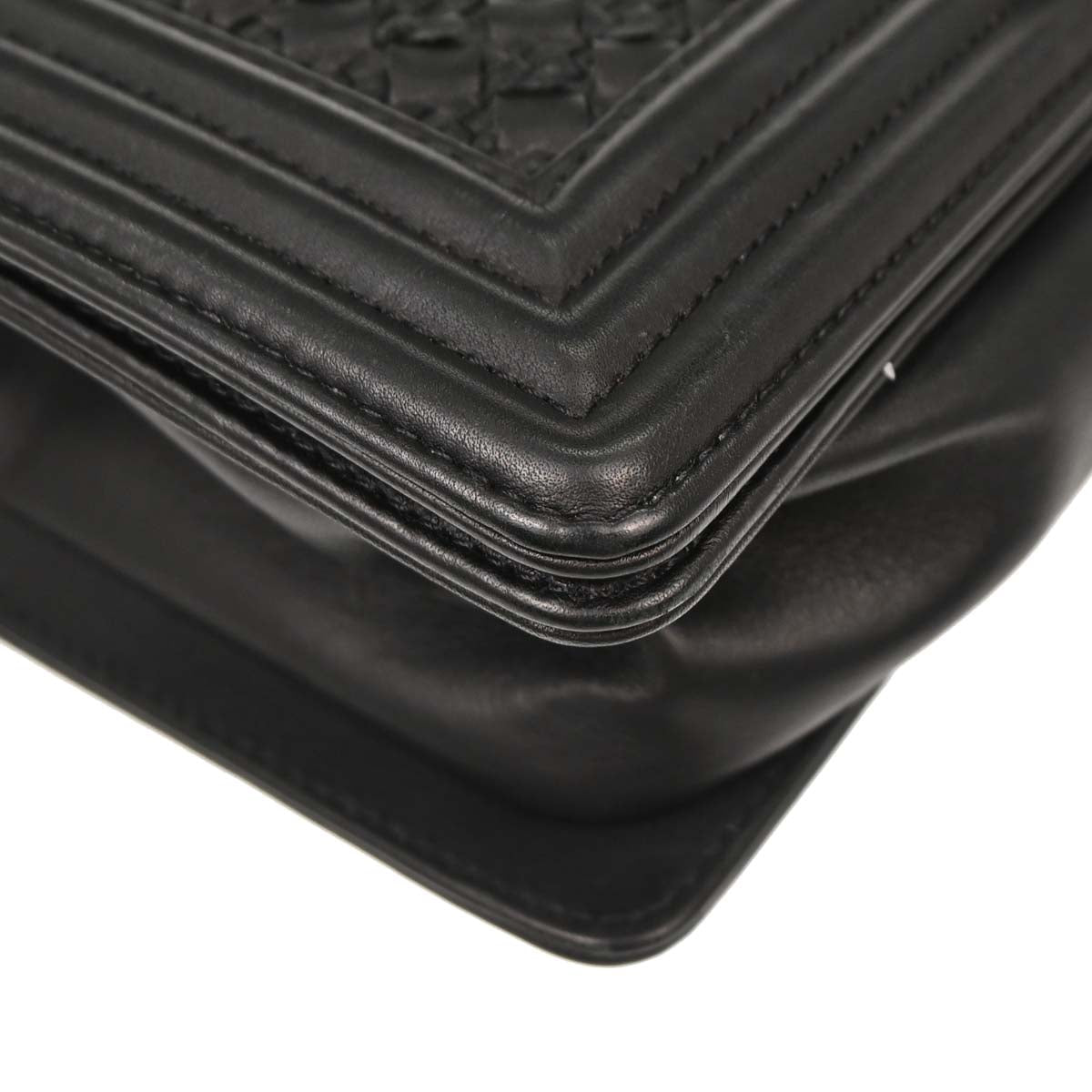 Boy Chanel 2018-2019 Black Lambskin Medium Shoulder Bag
