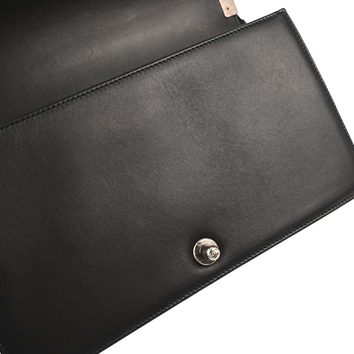 Boy Chanel 2017 Black Lambskin Medium Shoulder Bag