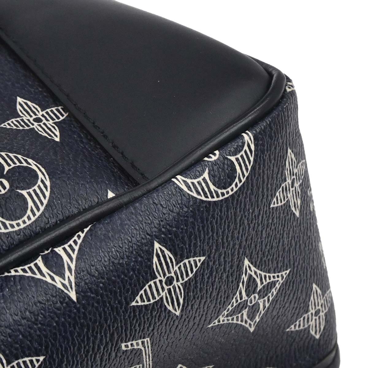 Louis Vuitton Monogram Savannah Messenger GM Shoulder Bag M43293