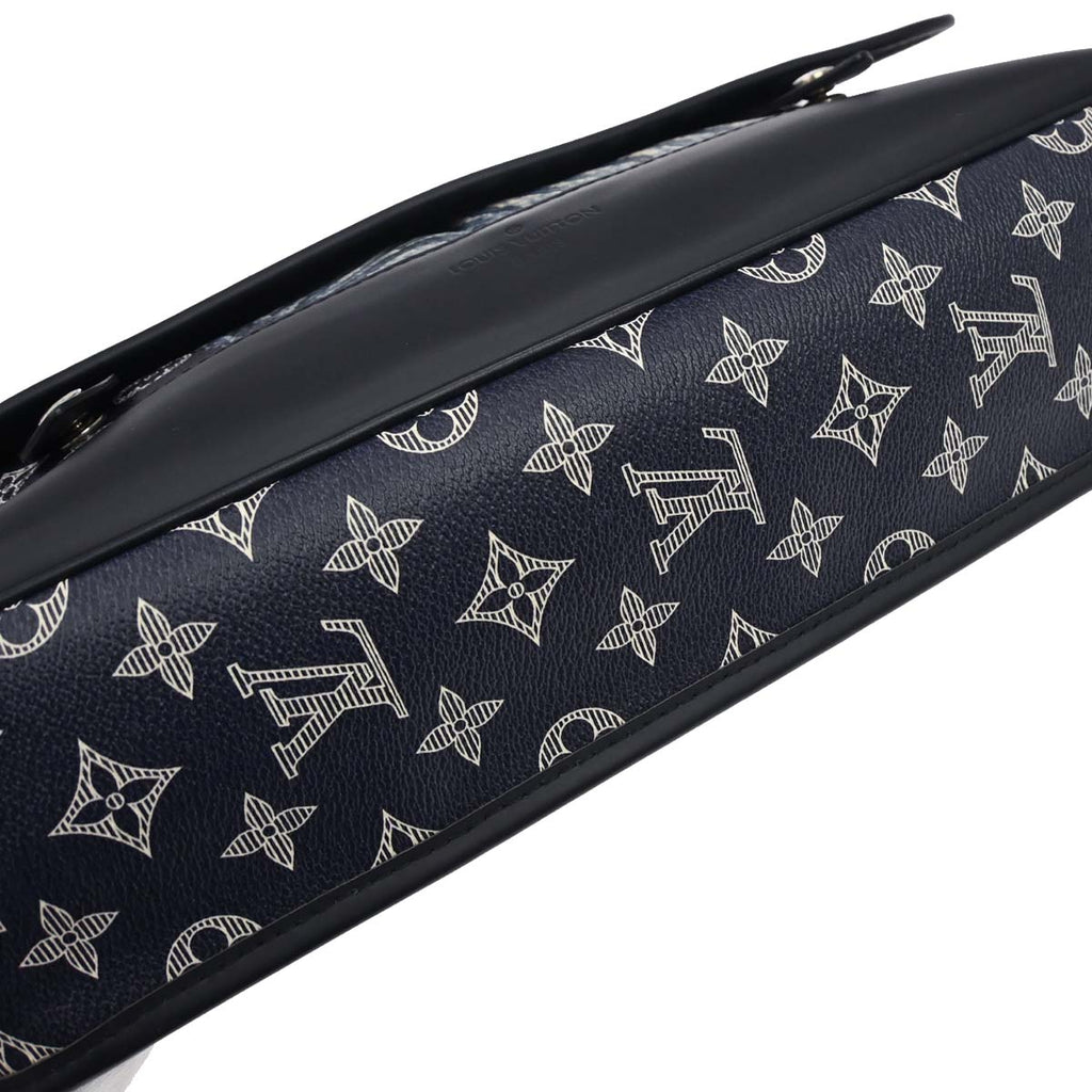 Louis Vuitton Monogram Savannah Messenger GM Shoulder Bag M43293