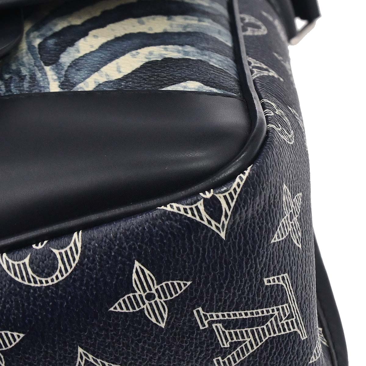 Louis Vuitton Monogram Savannah Messenger GM Shoulder Bag M43293