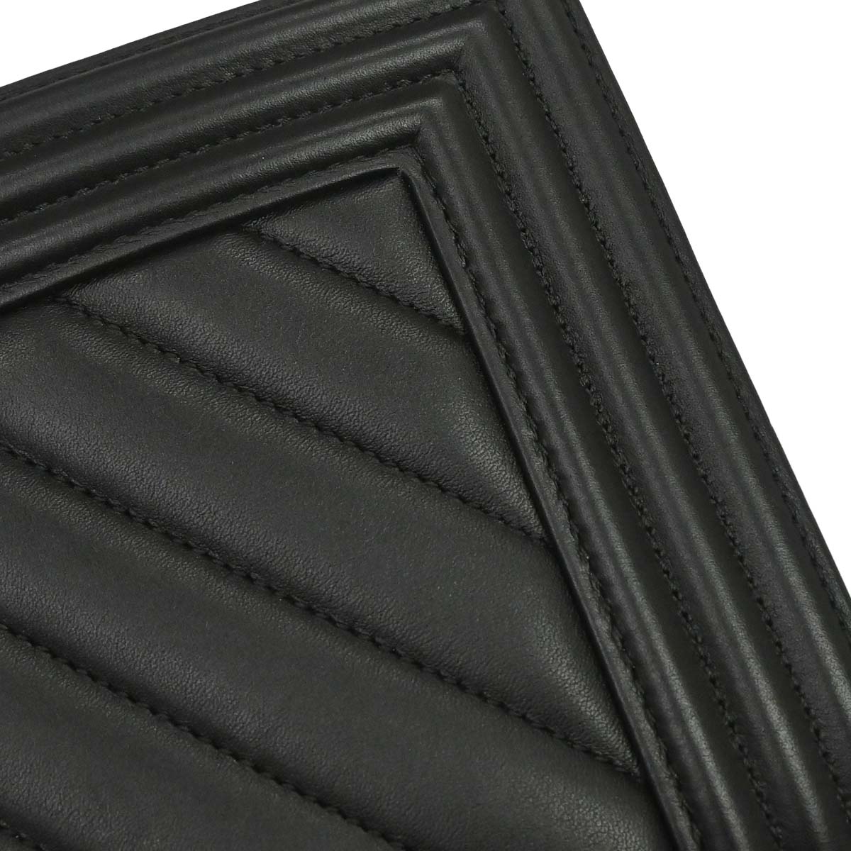 Boy Chanel 2019 Black Lambskin Chevron Medium Double Chain Shoulder Bag
