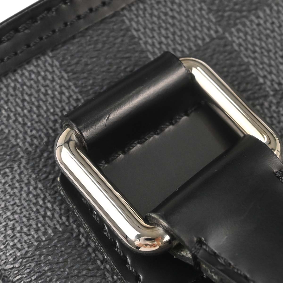 Louis Vuitton Damier Graphite Thomas Crossbody Bag N58028