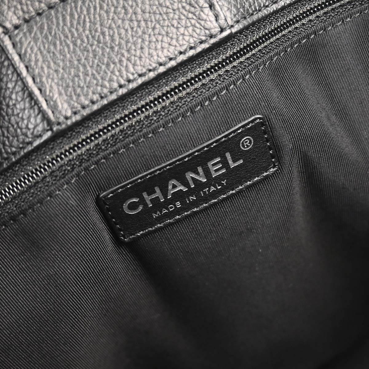Chanel 2011 Black Calfskin Executive Cerf 2way Shoulder Tote Bag