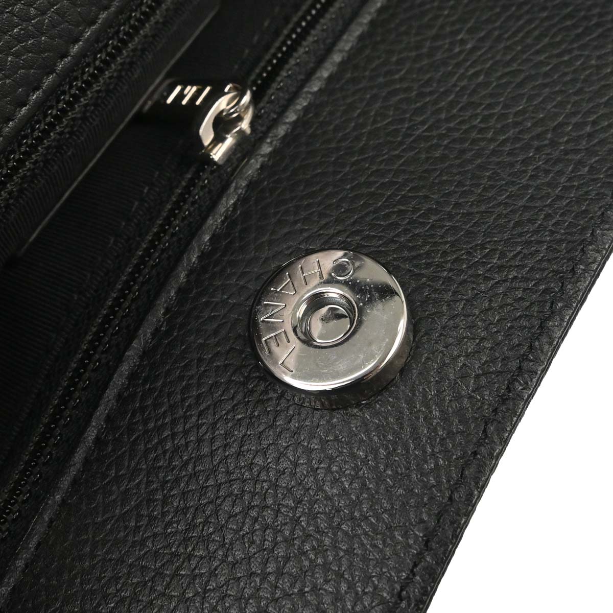Chanel 2011 Black Calfskin Executive Cerf 2way Shoulder Tote Bag
