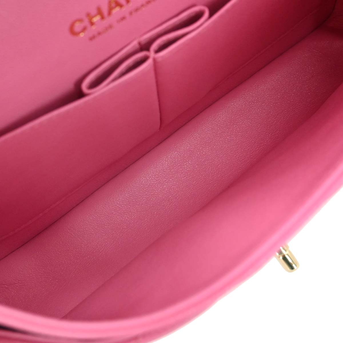 Chanel 2019 Pink Caviar Skin Medium Classic Double Flap Shoulder Bag