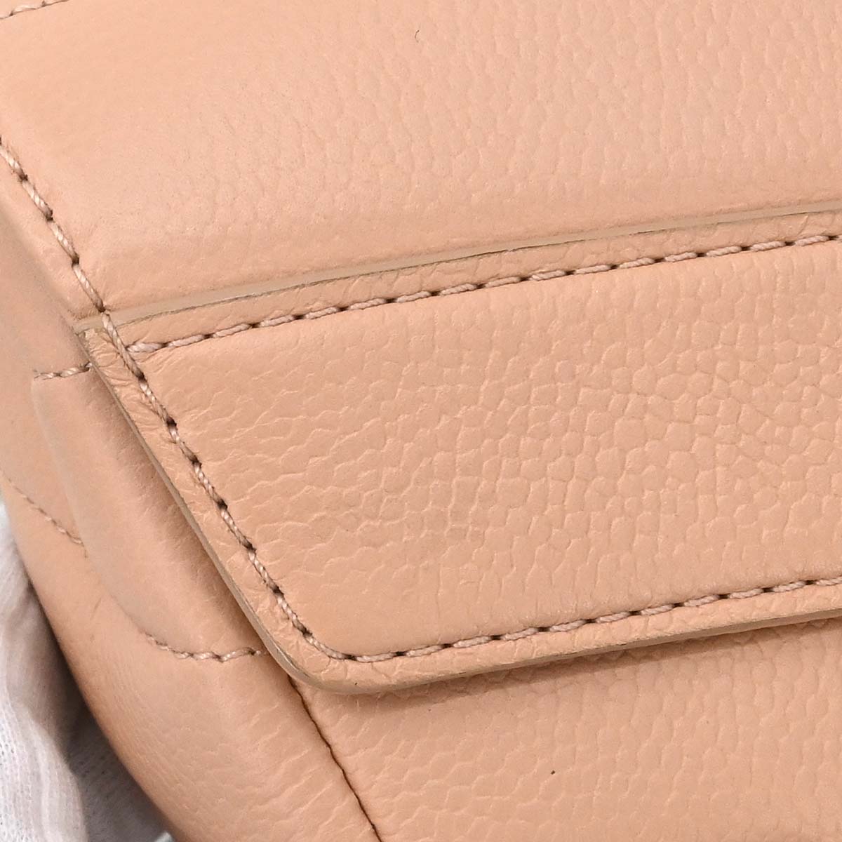 Chanel 2017-2018 Beige Caviar Skin Chevron Shoulder Bag