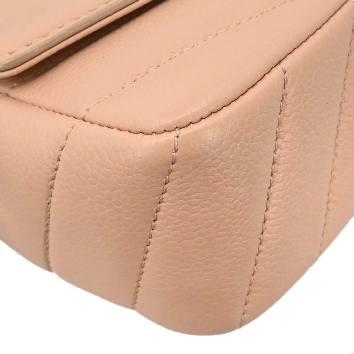 Chanel 2017-2018 Beige Caviar Skin Chevron Shoulder Bag