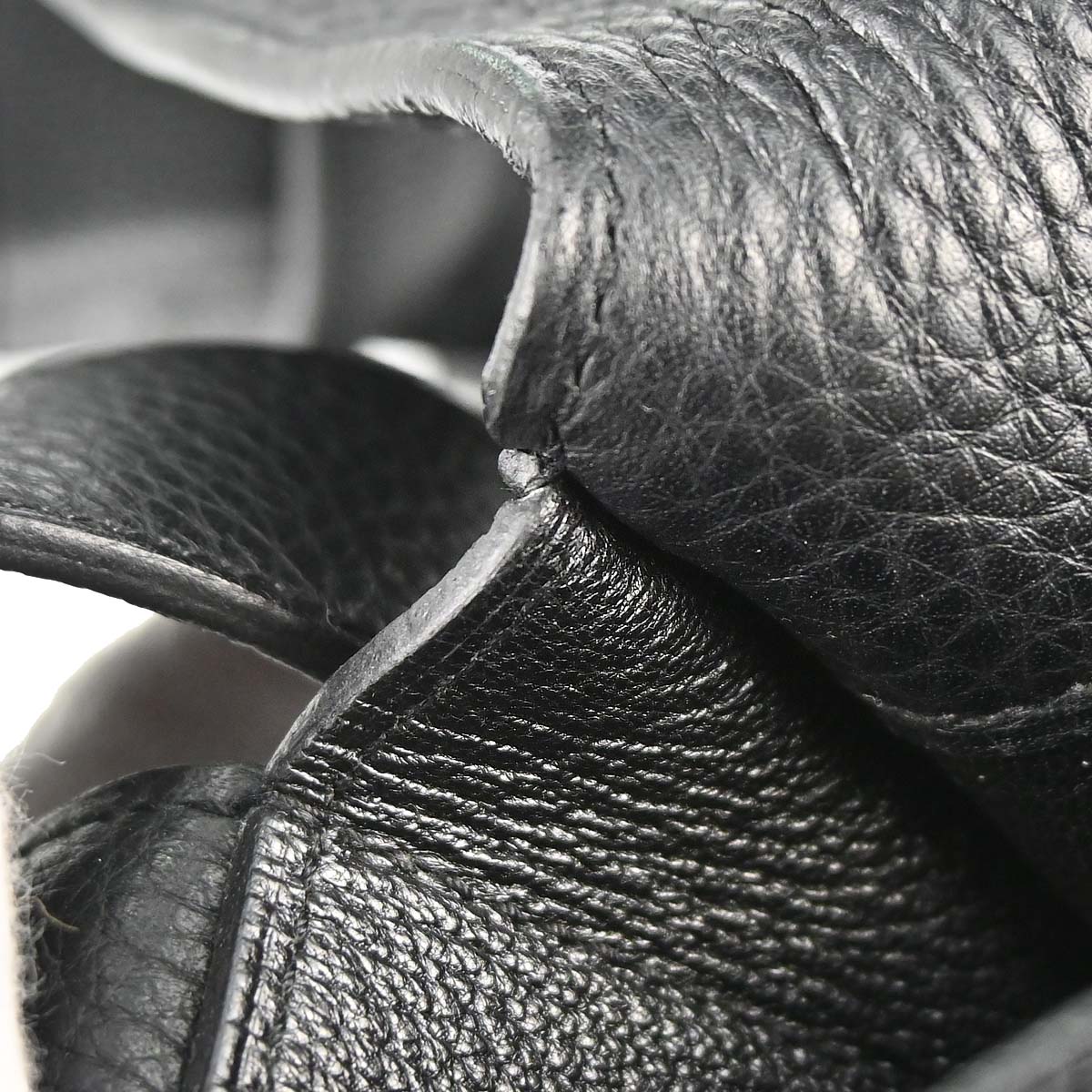 Hermes Black Taurillon Clemence Steve Caporal 27 Shoulder Bag