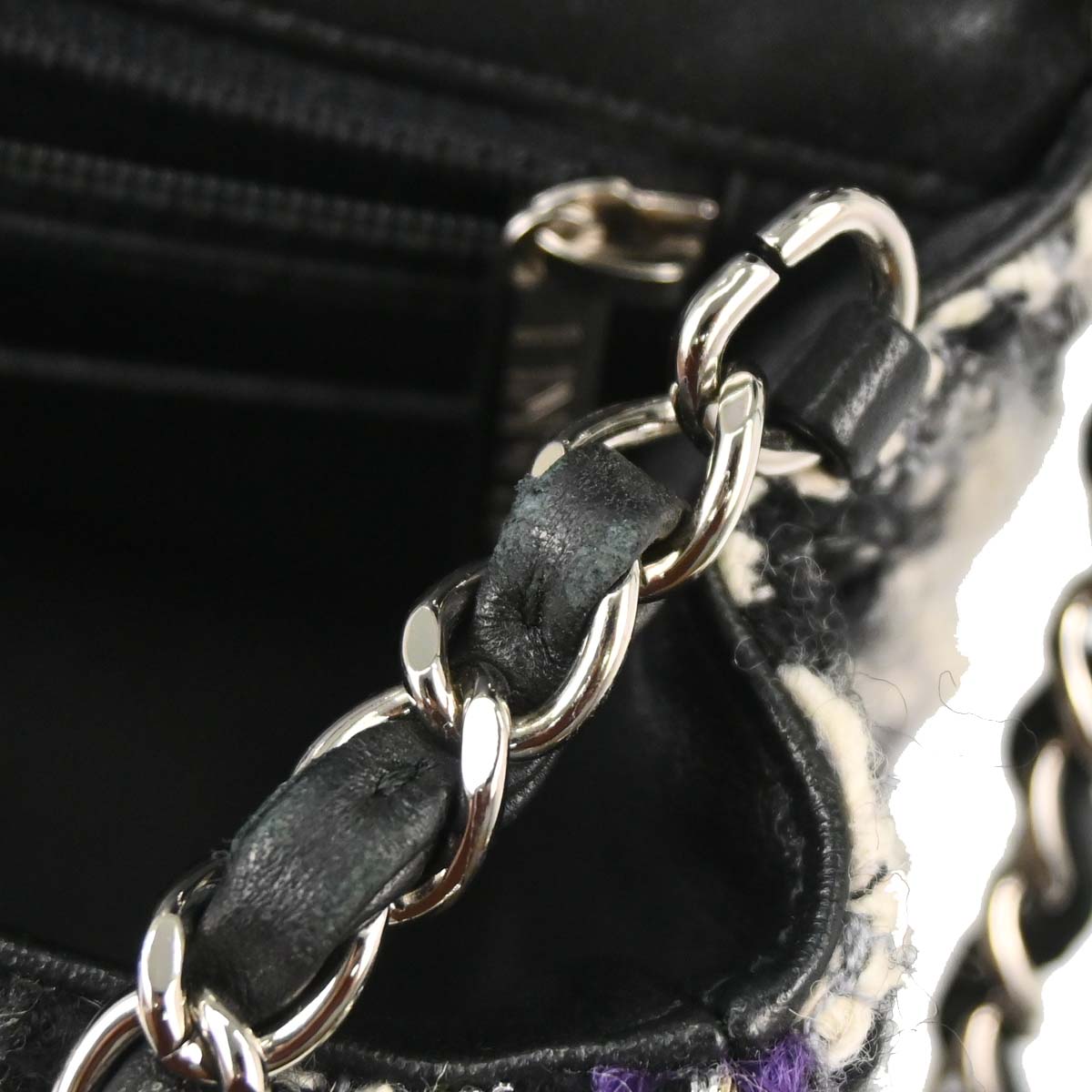 Chanel 2019 Black White Tweed Shoulder Bag