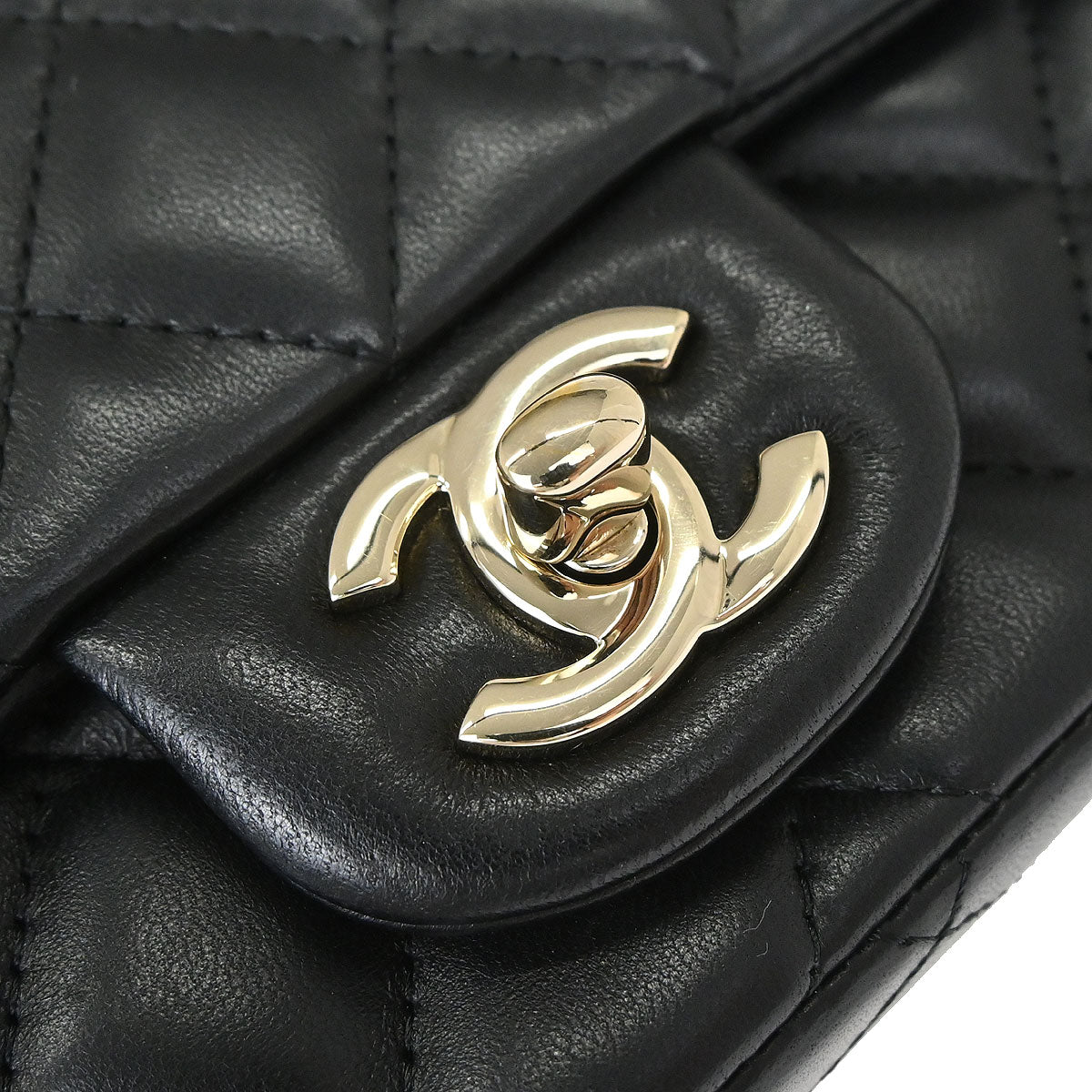Chanel 2017 Black Lambskin Mini Classic Square Flap Shoulder Bag 17