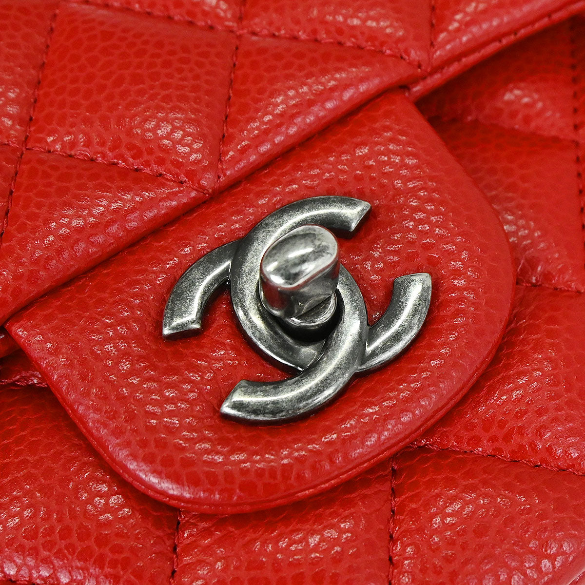 Chanel 2015-2016 Red Caviar Skin Medium Classic Double Flap Shoulder Bag