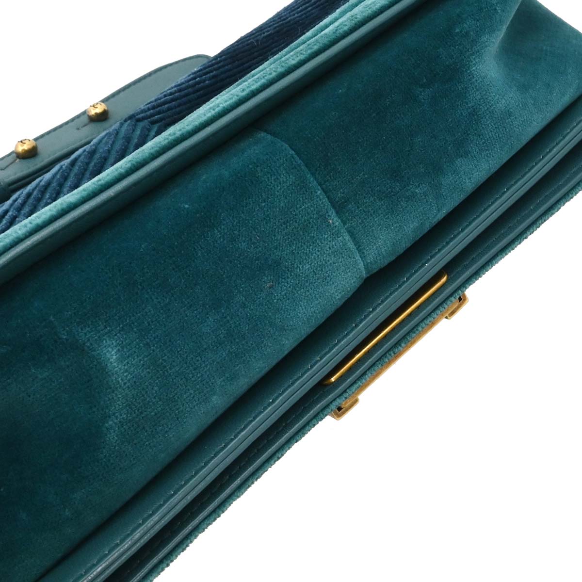 Boy Chanel 2017-2018 Green Velvet Chevron Medium Shoulder Bag