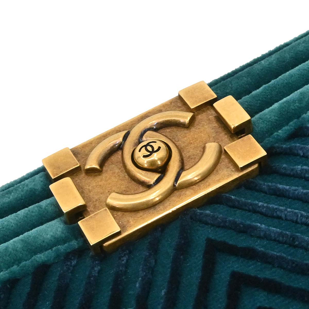 Boy Chanel 2017-2018 Green Velvet Chevron Medium Shoulder Bag