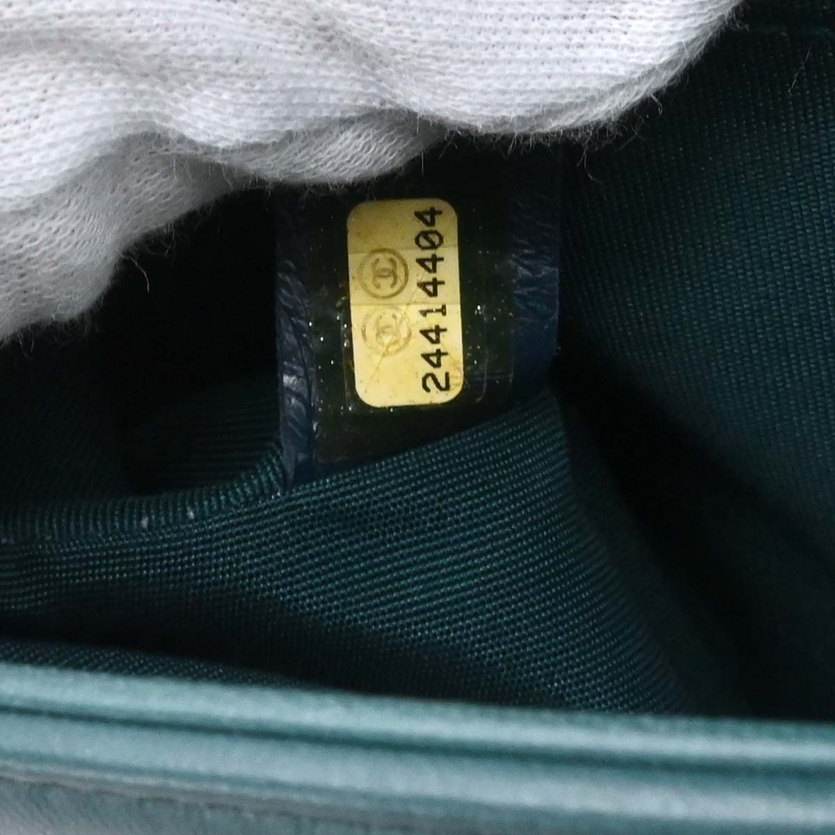 Boy Chanel 2017-2018 Green Velvet Chevron Medium Shoulder Bag