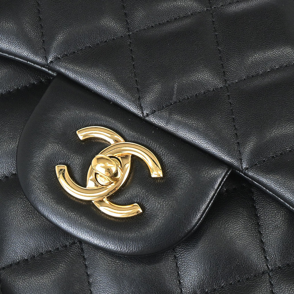 Chanel 2018 Black Lambskin Jumbo Classic Double Flap Shoulder Bag