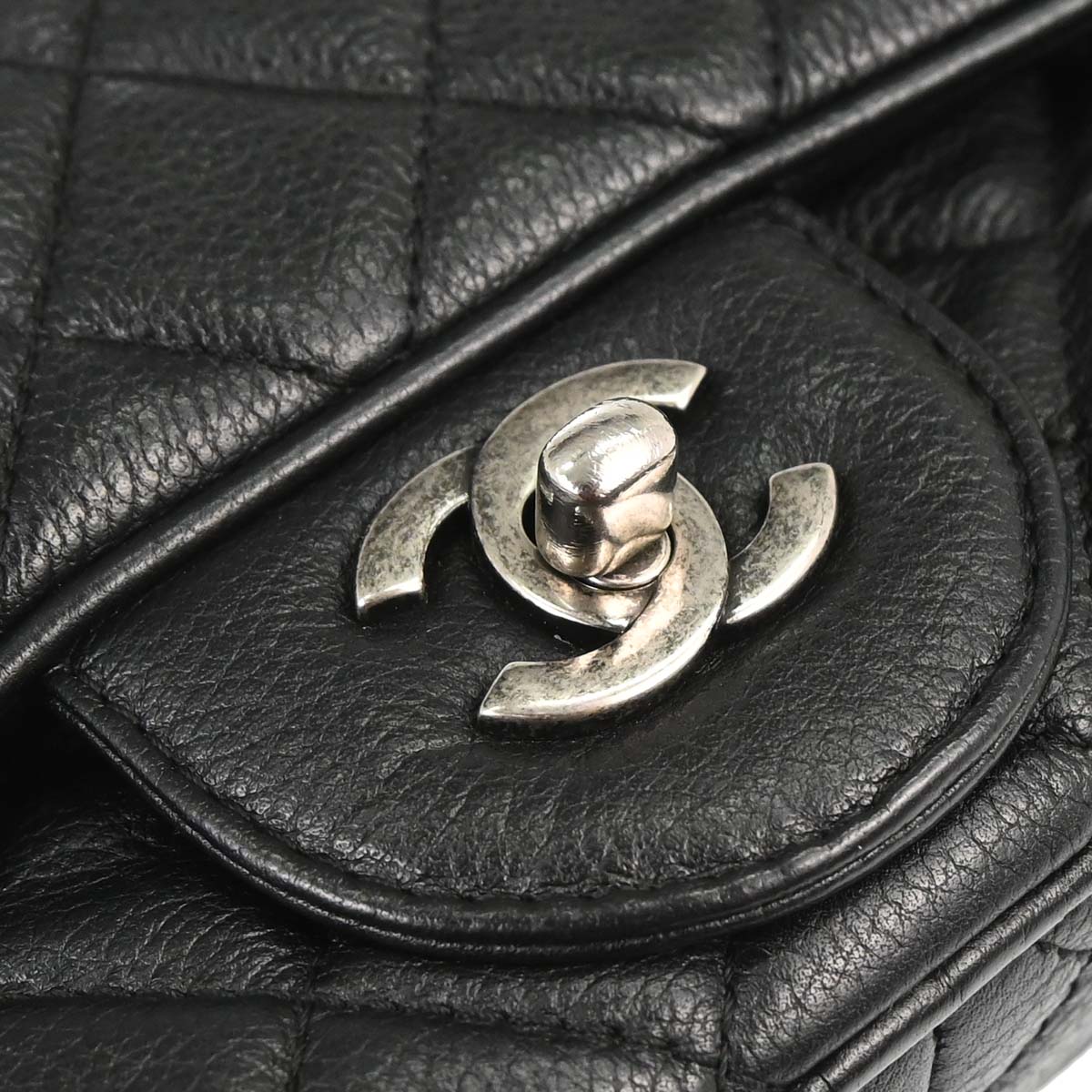 Chanel 2016-2017 Black Calfskin Casual Rock Shoulder Bag
