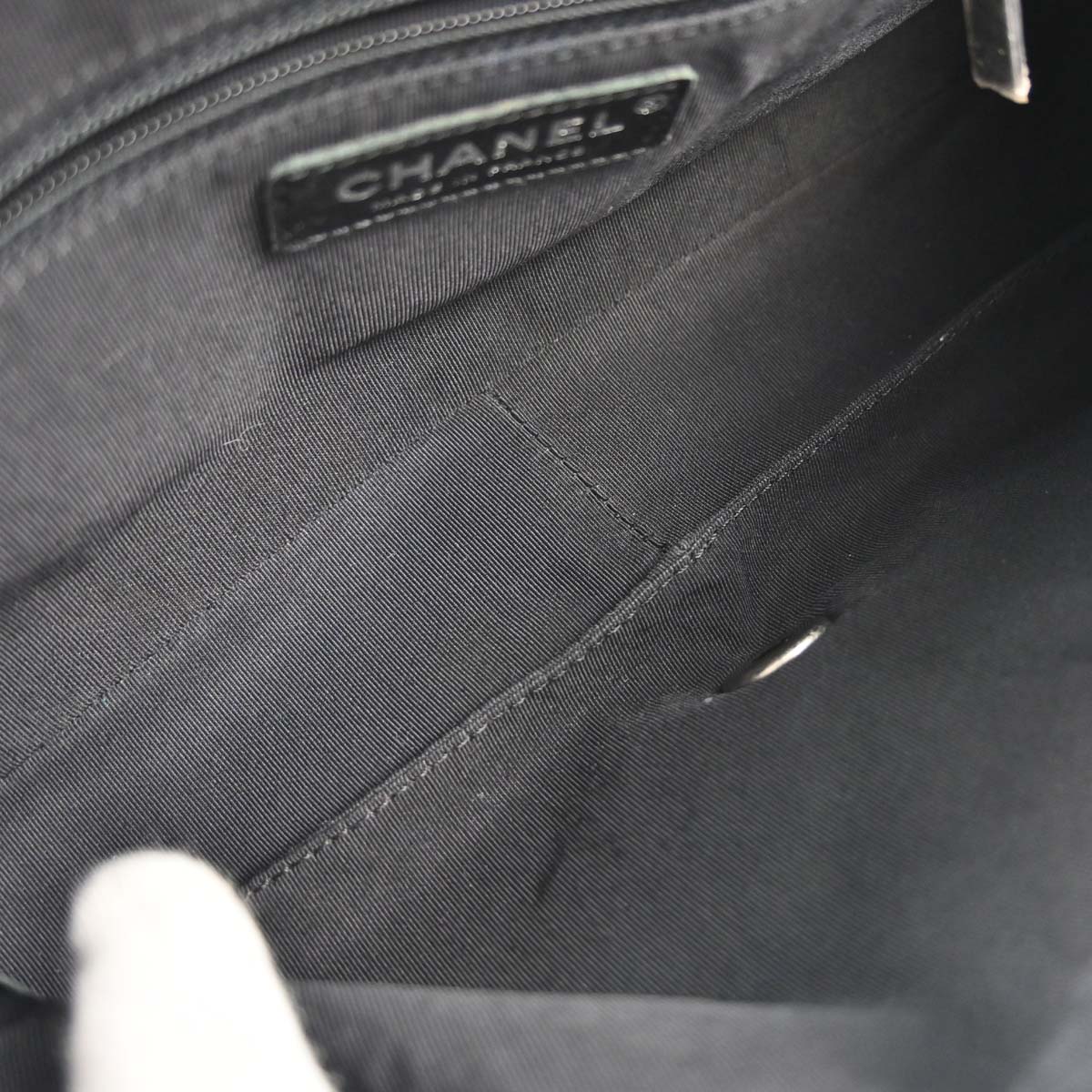 Chanel 2016-2017 Black Calfskin Casual Rock Shoulder Bag