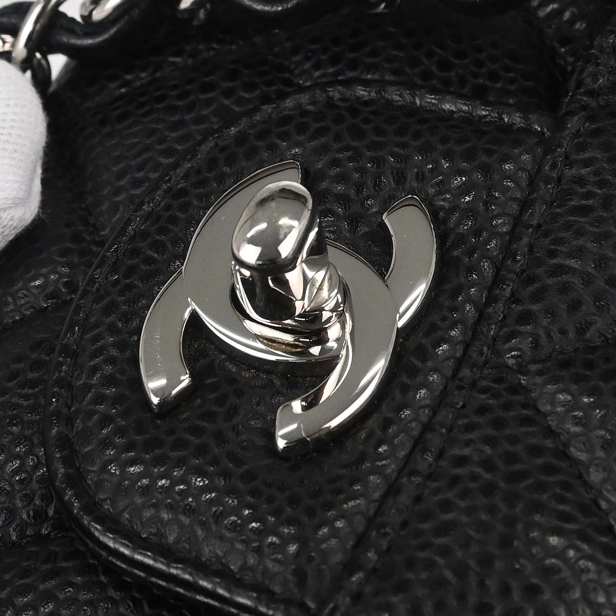 Chanel Black Caviar Skin Medium Classic Double Flap Shoulder Bag