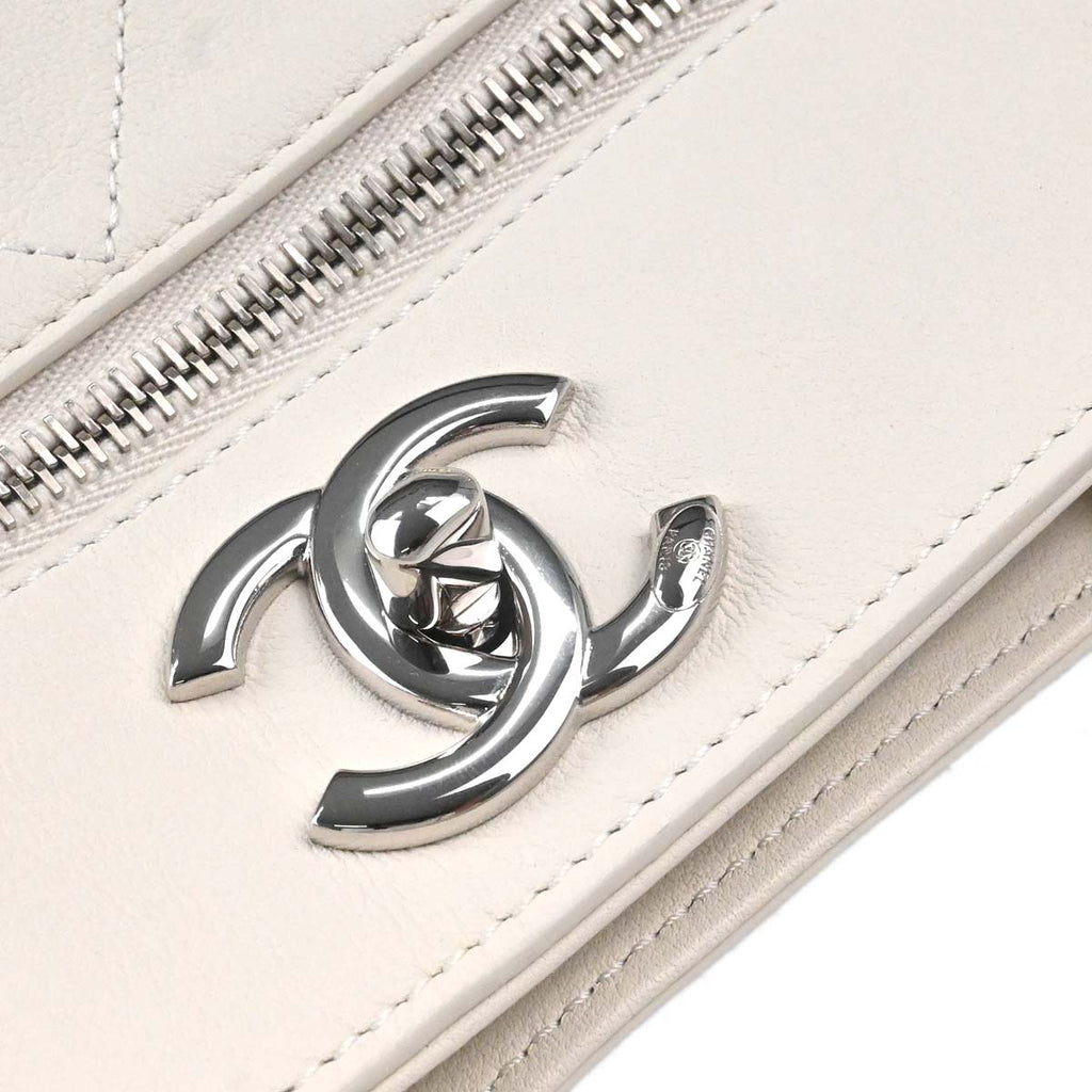 Chanel 2019 White Calfskin 2way Shoulder Bucket Handbag