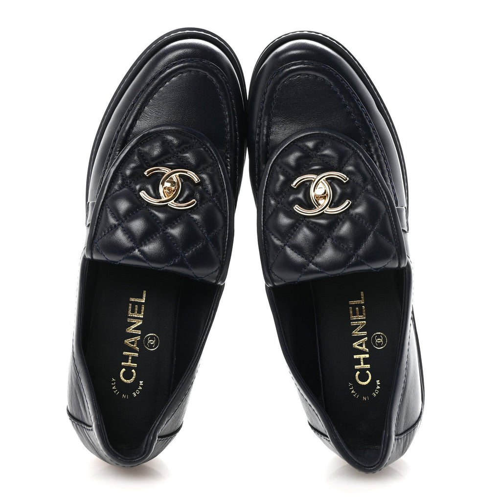 Lambskin Quilted CC Turnlock Loafers 38.5 Navy