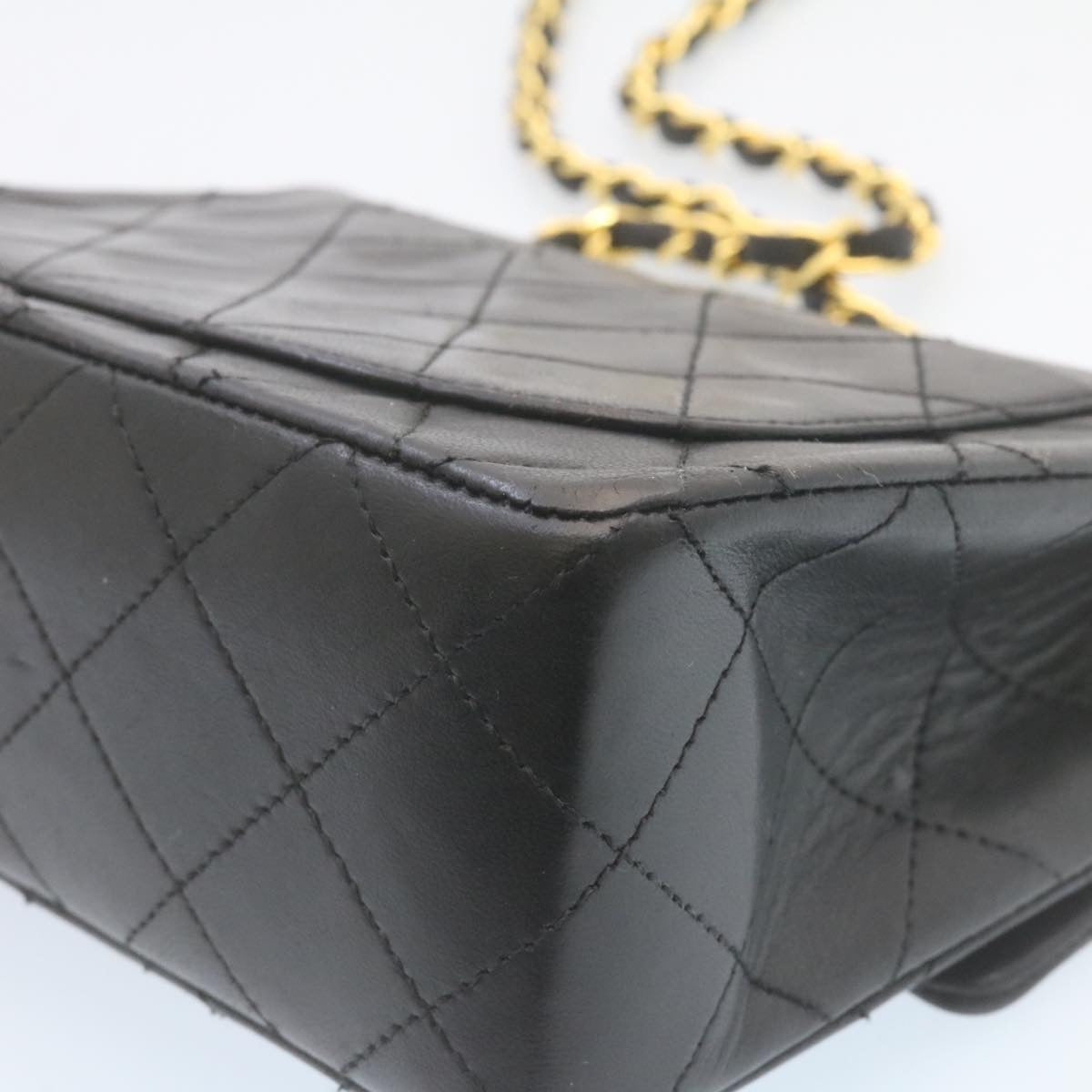 Chanel Black Leather Timeless shoulder bag