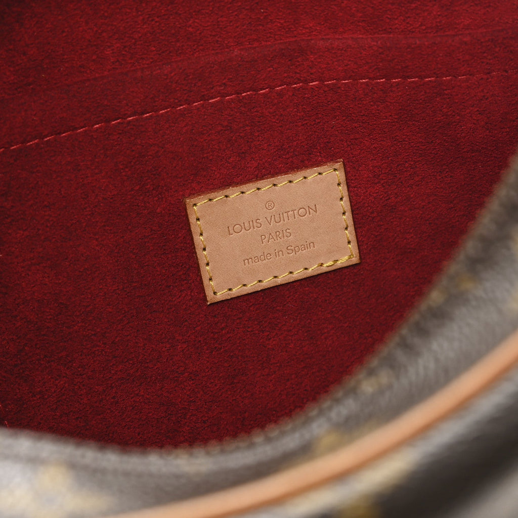 Louis Vuitton Monogram Croissant GM
