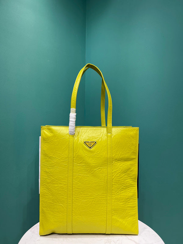 Prada Bags - 891