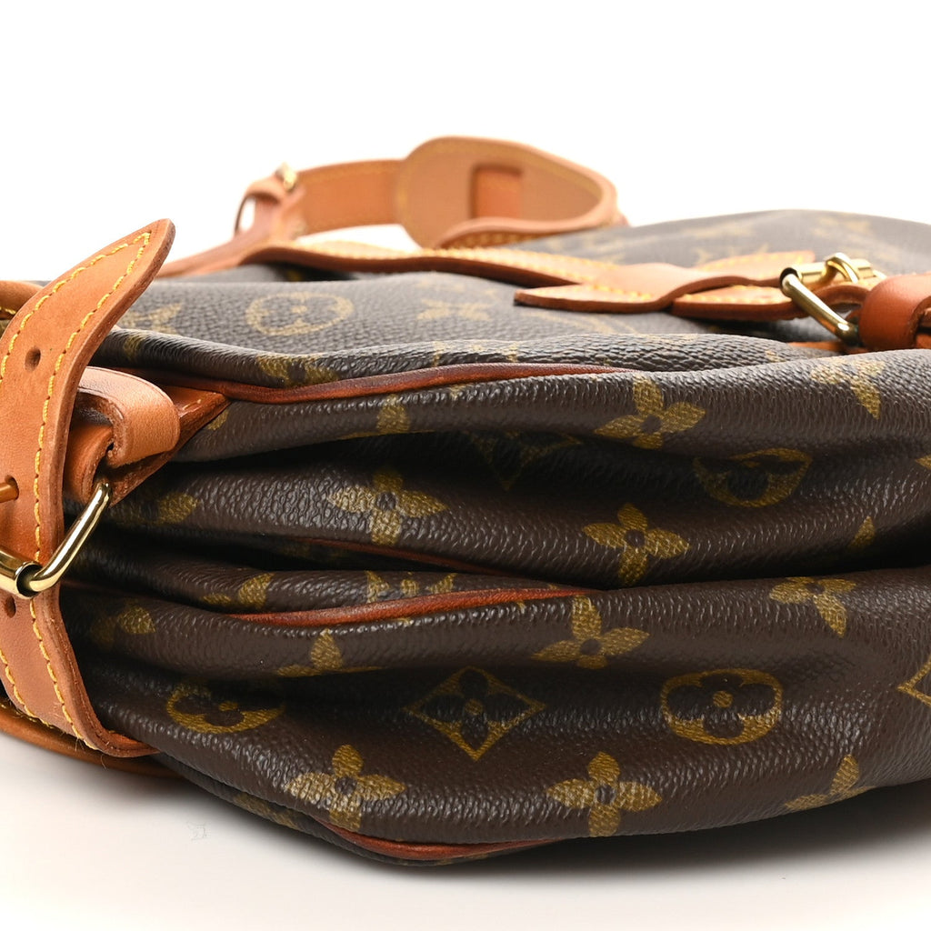 Louis Vuitton Monogram Saumur 30