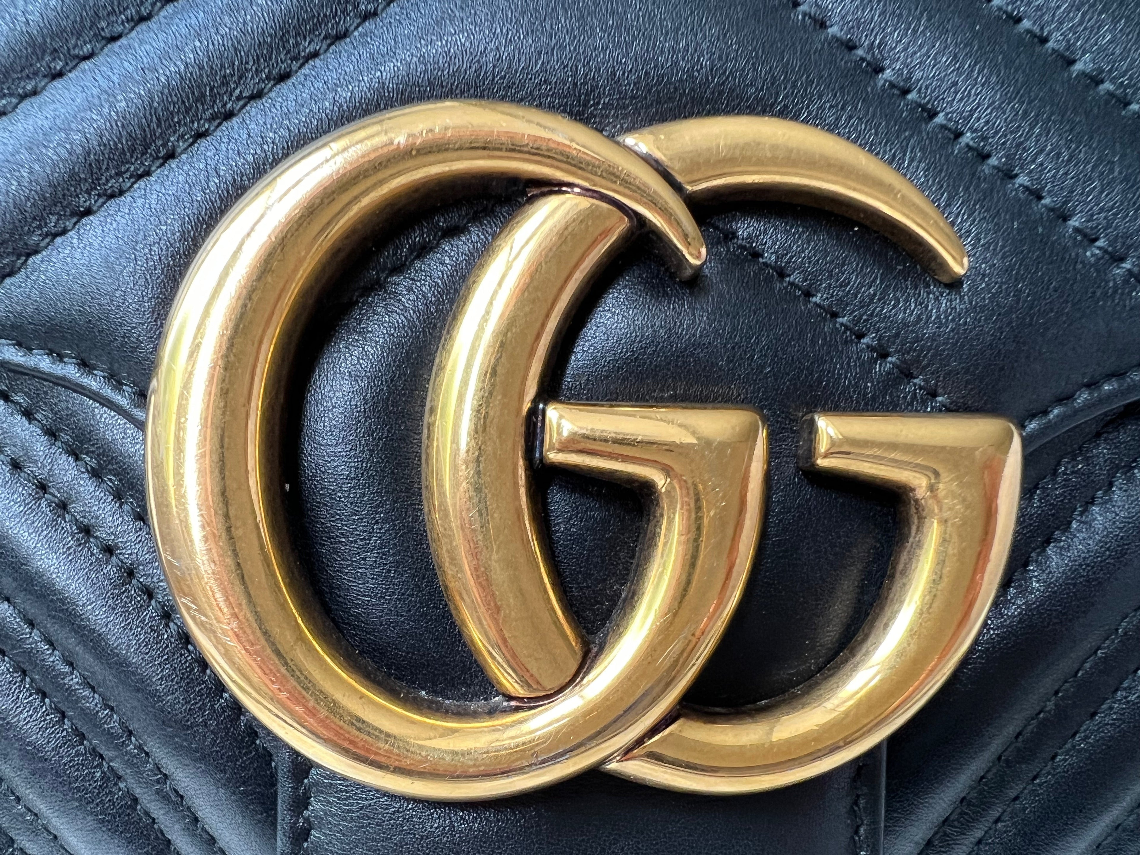 Gucci GG Black Marmont Medium Shoulder Bag