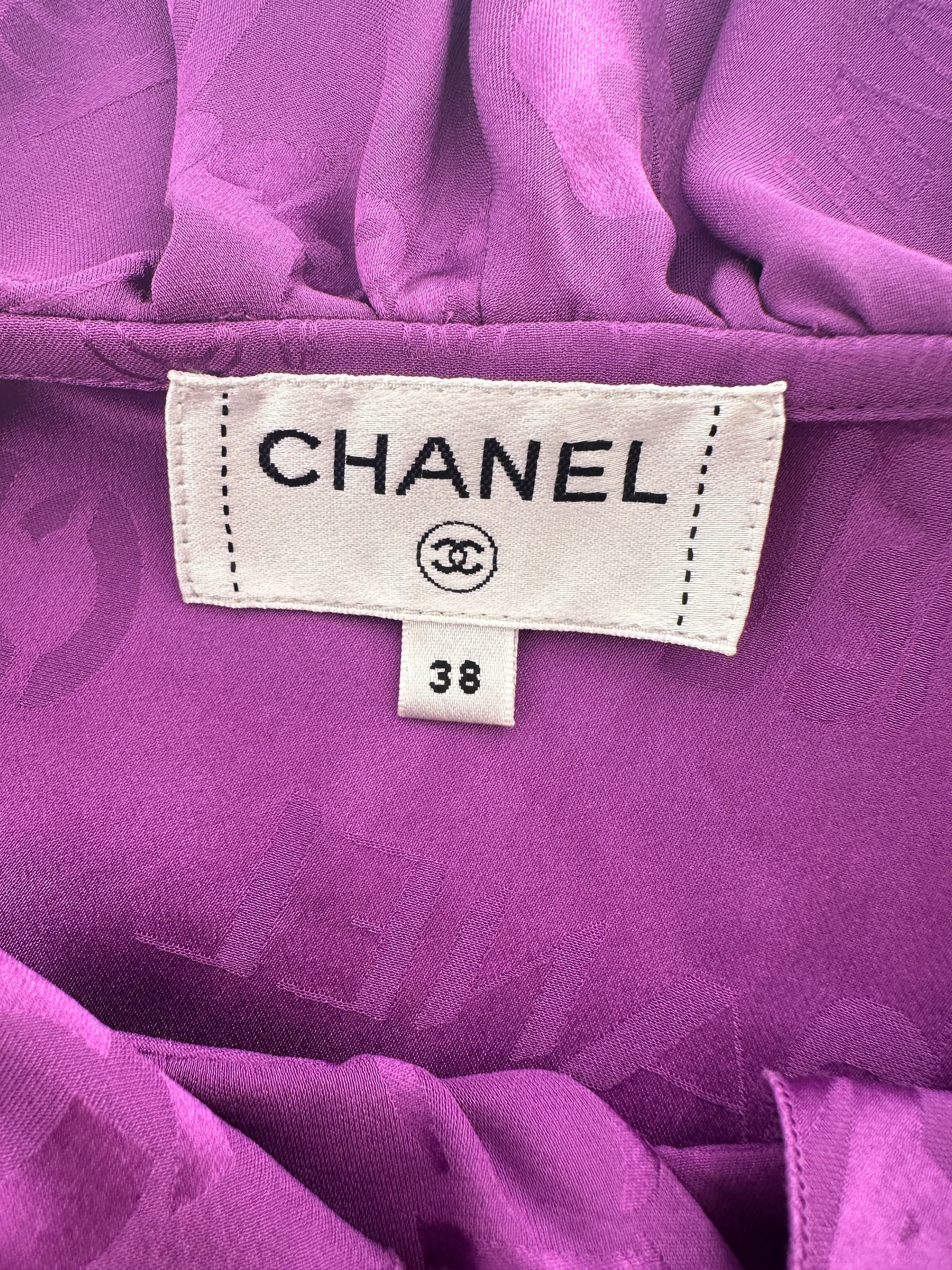 Chanel 22P Purple Silk Sleeveless Button Down Top with Ruffle Neckline and Logo Detail Size FR 38 (UK 10)