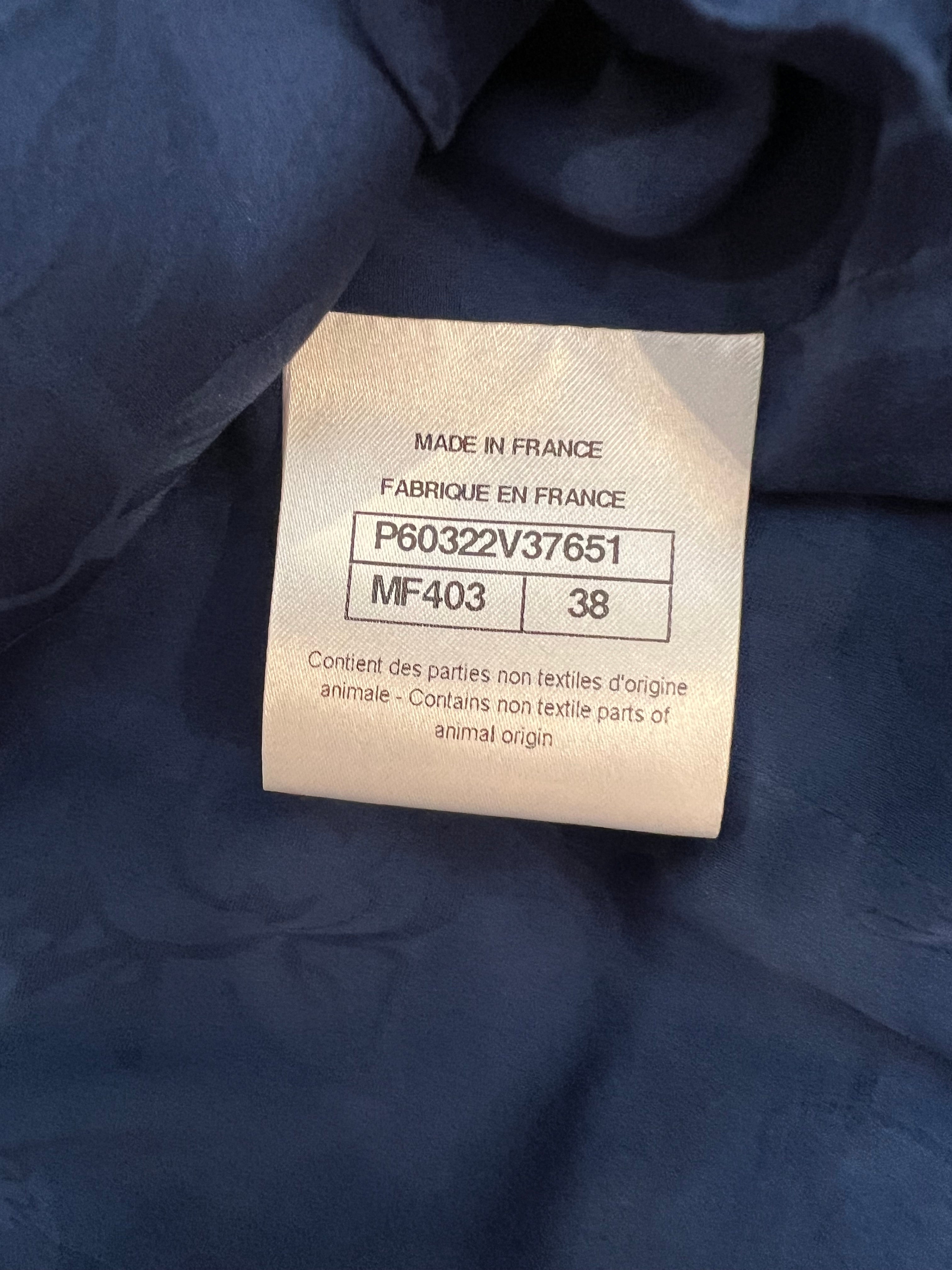 Chanel Cruise 2019 Blue Tweed Cropped Jacket and Trousers Set with CC Logo Buttons and Black Leather Trims Size FR 36/38 (UK 8/10)