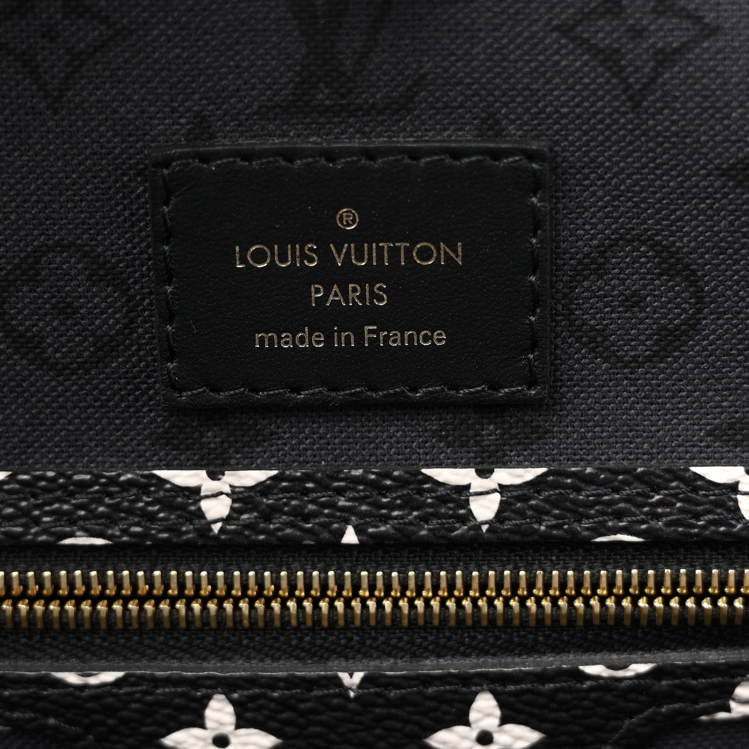 Louis Vuitton Monogram Giant Crafty Neverfull MM Creme Rouge Black