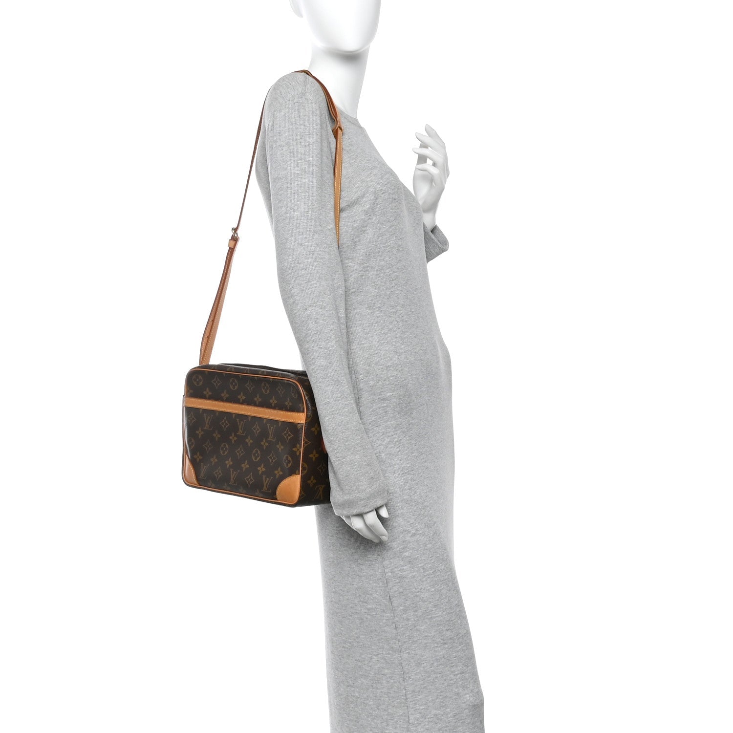 Louis Vuitton Monogram Trocadero 30