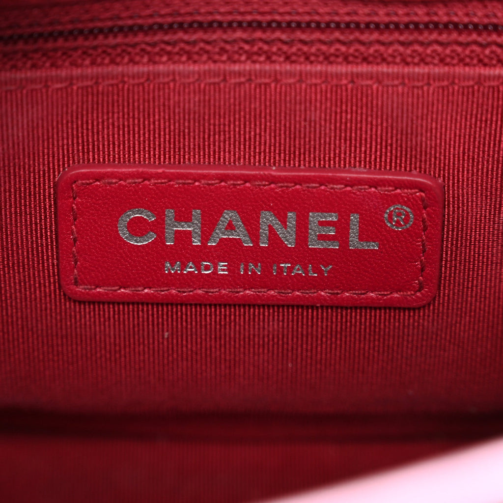 Chanel Iridescent Lambskin Calfskin Quilted Small Gabrielle Hobo Light Purple