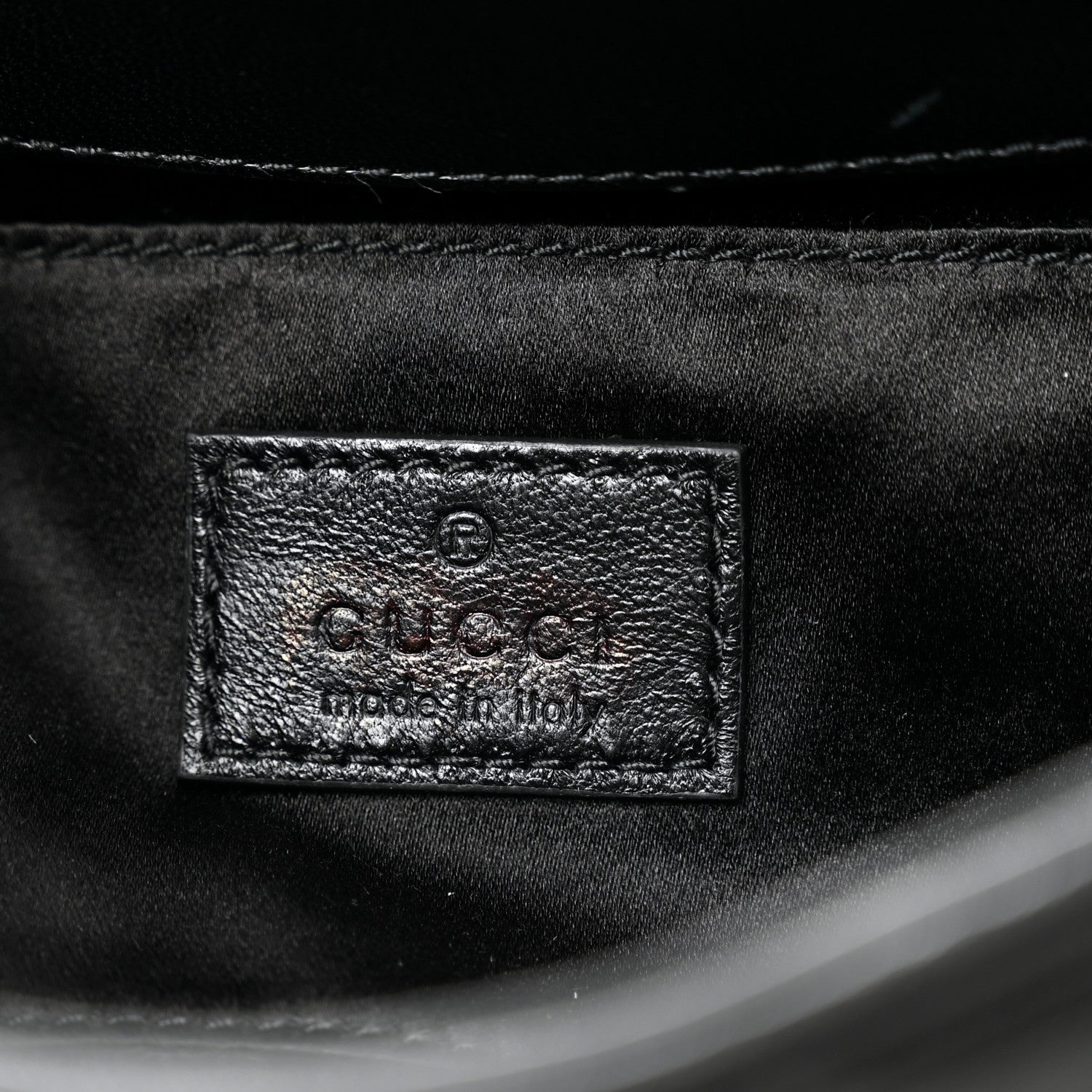 Gucci Nappa Vertical Matelasse Small Maxi Horsebit Chain Shoulder Bag Black