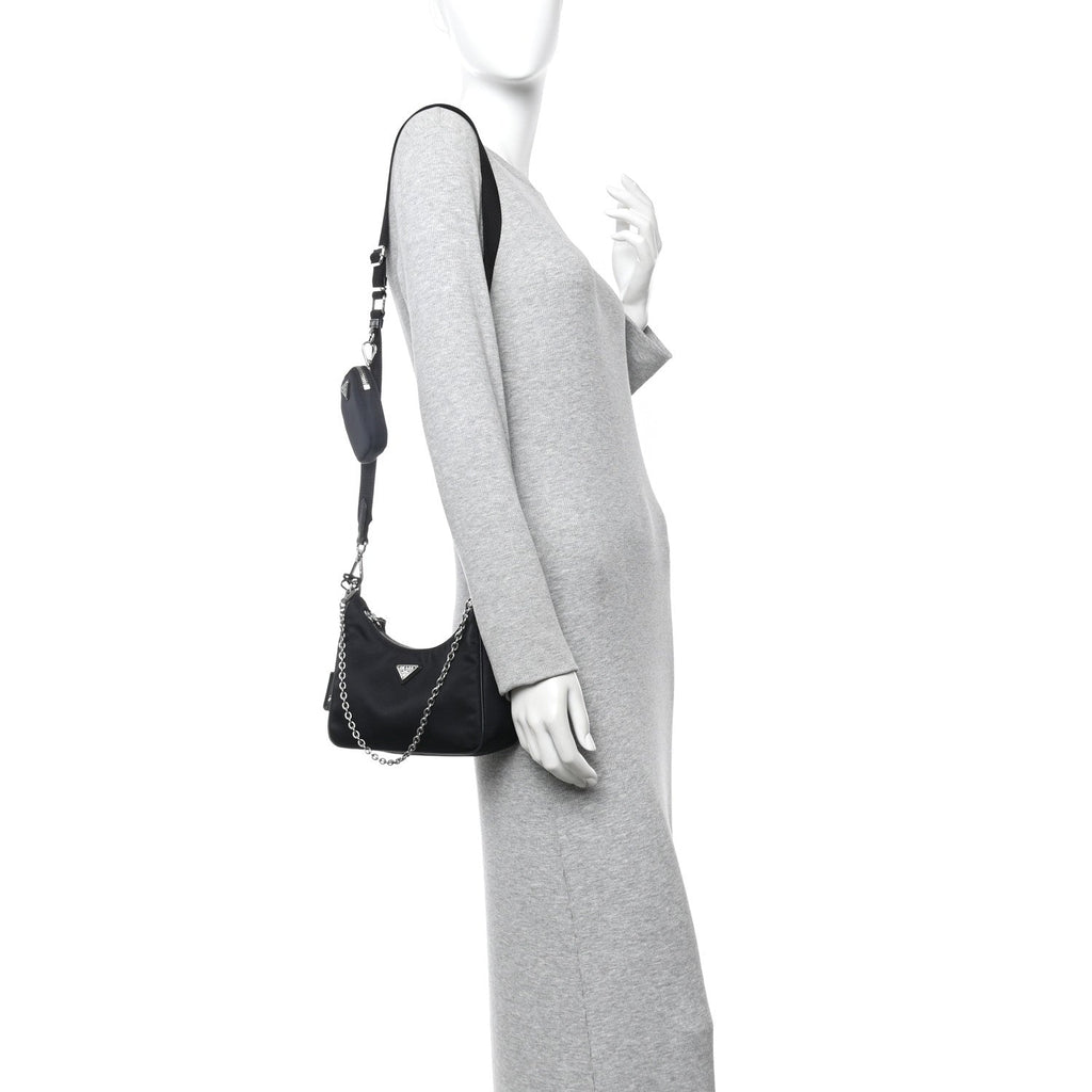 Prada Re-Nylon Saffiano Re-Edition 2005 Shoulder Bag Black