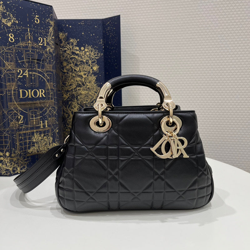 Dior Bags - 2373