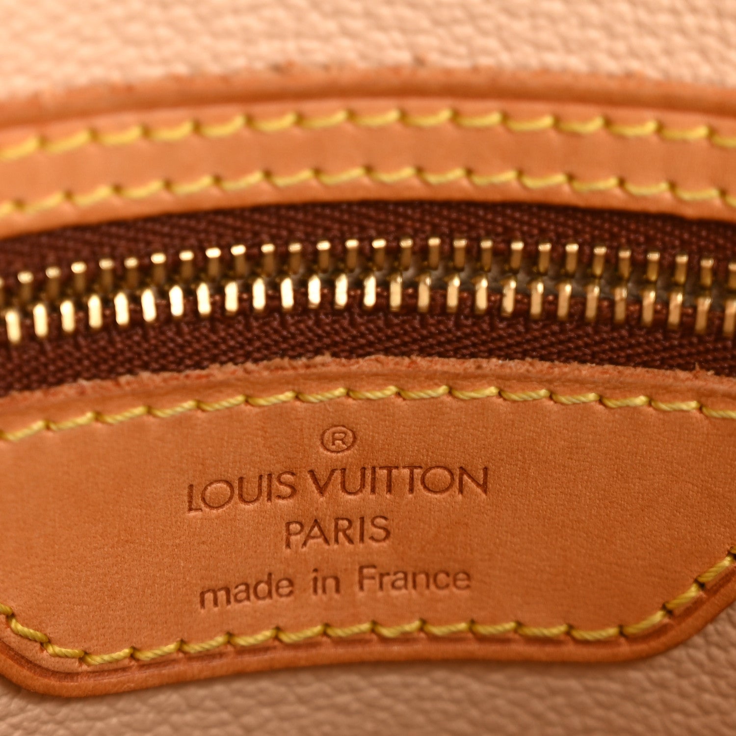 Louis Vuitton Monogram Petit Bucket 23