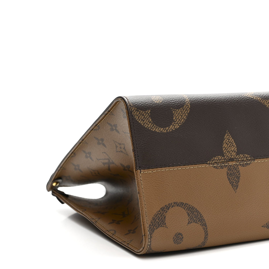 Louis Vuitton Reverse Monogram Giant Onthego MM