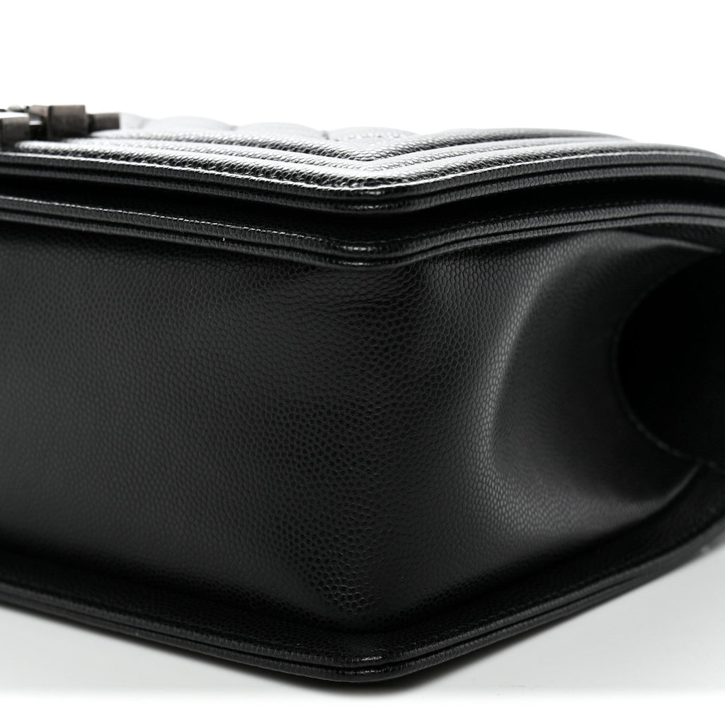 Chanel Caviar Quilted Medium Boy Flap Black