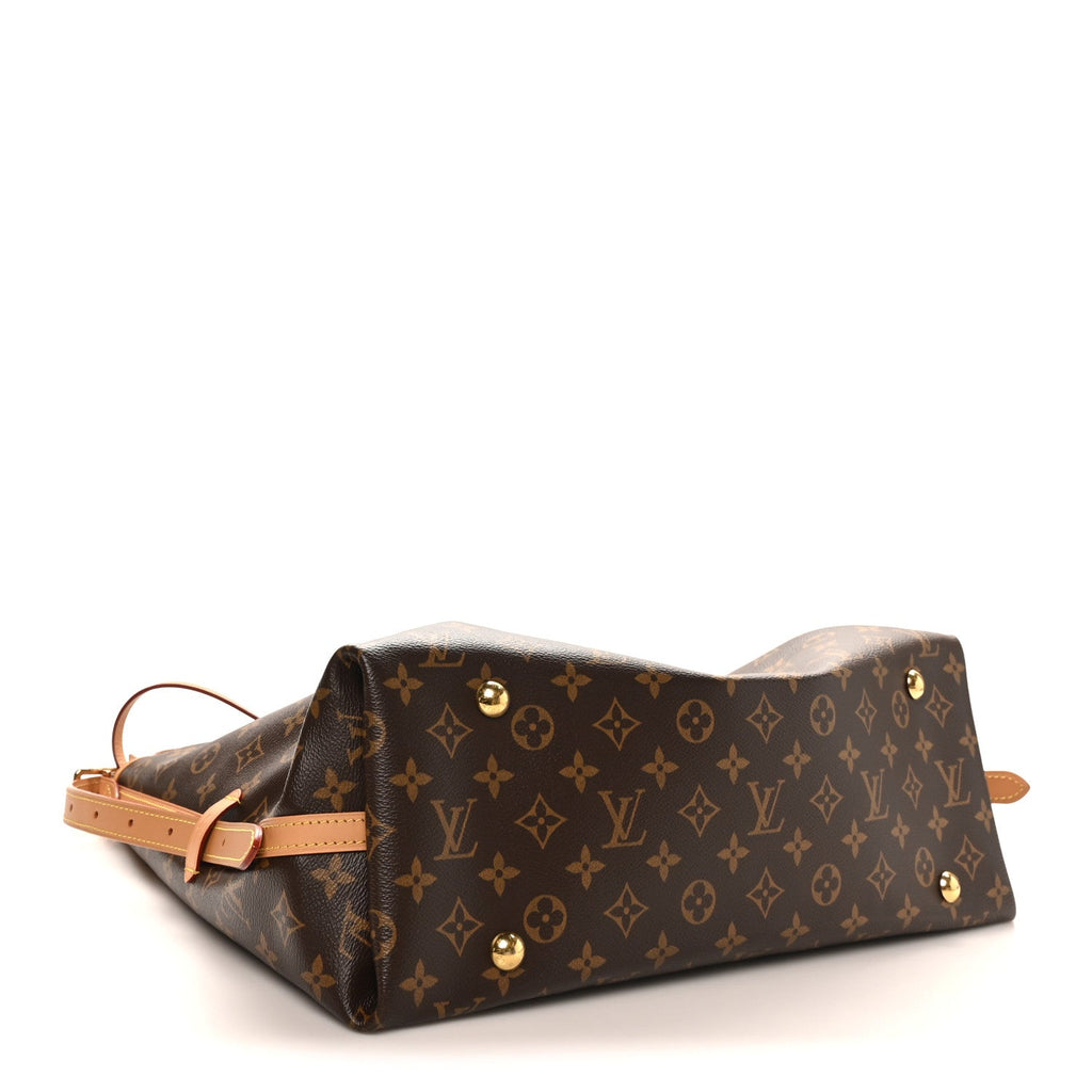 Louis Vuitton Monogram Carryall MM