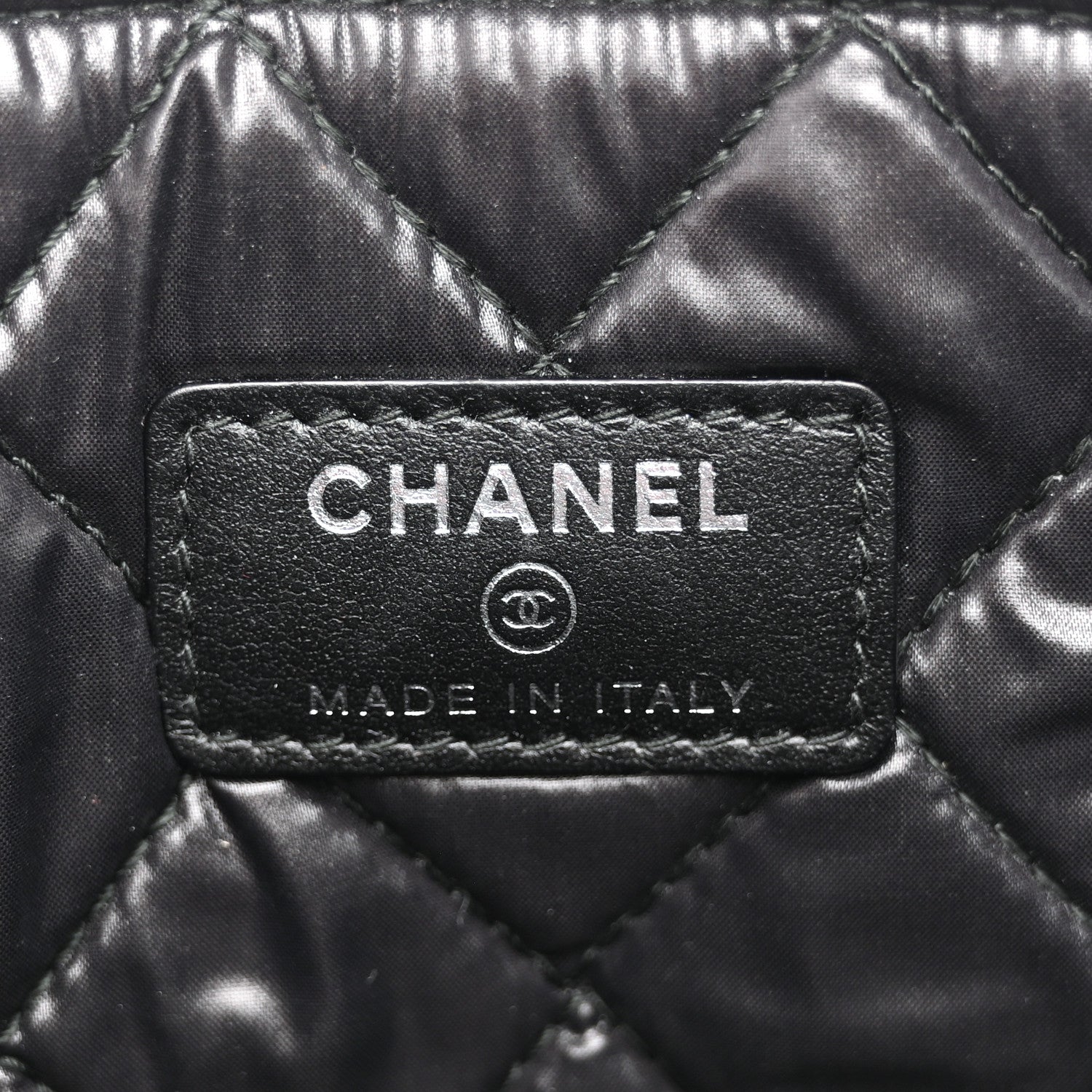 Caviar Studded Medium Deauville Pouch Black
