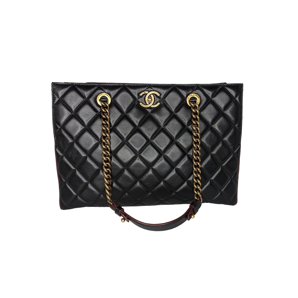 Chanel bag Black Quilted Calfskin Perfect Edge Tote