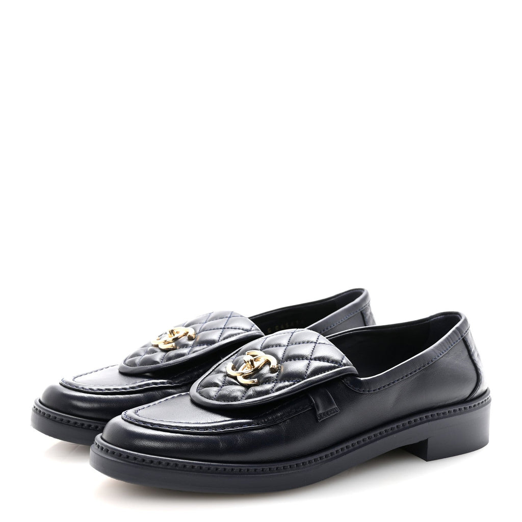 Lambskin Quilted CC Turnlock Loafers 38.5 Navy