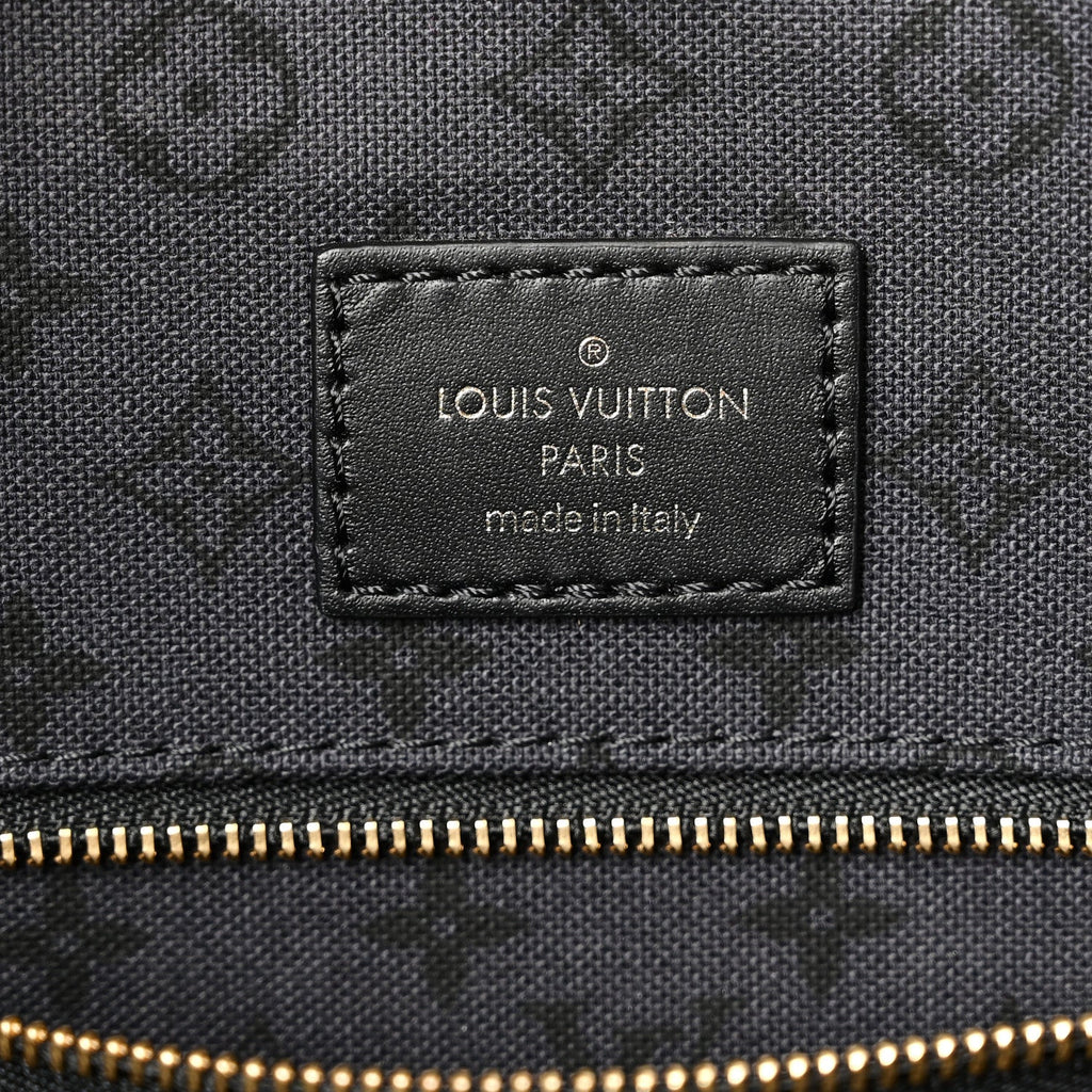 Louis Vuitton Monogram Giant Crafty Onthego GM Creme Rouge Black