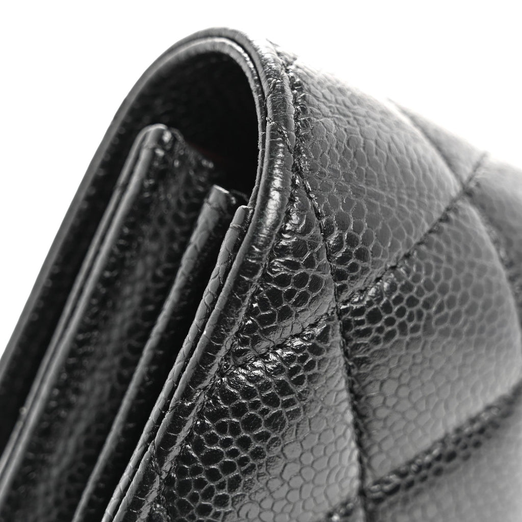 Caviar Quilted Large Gusset Flap Wallet Black