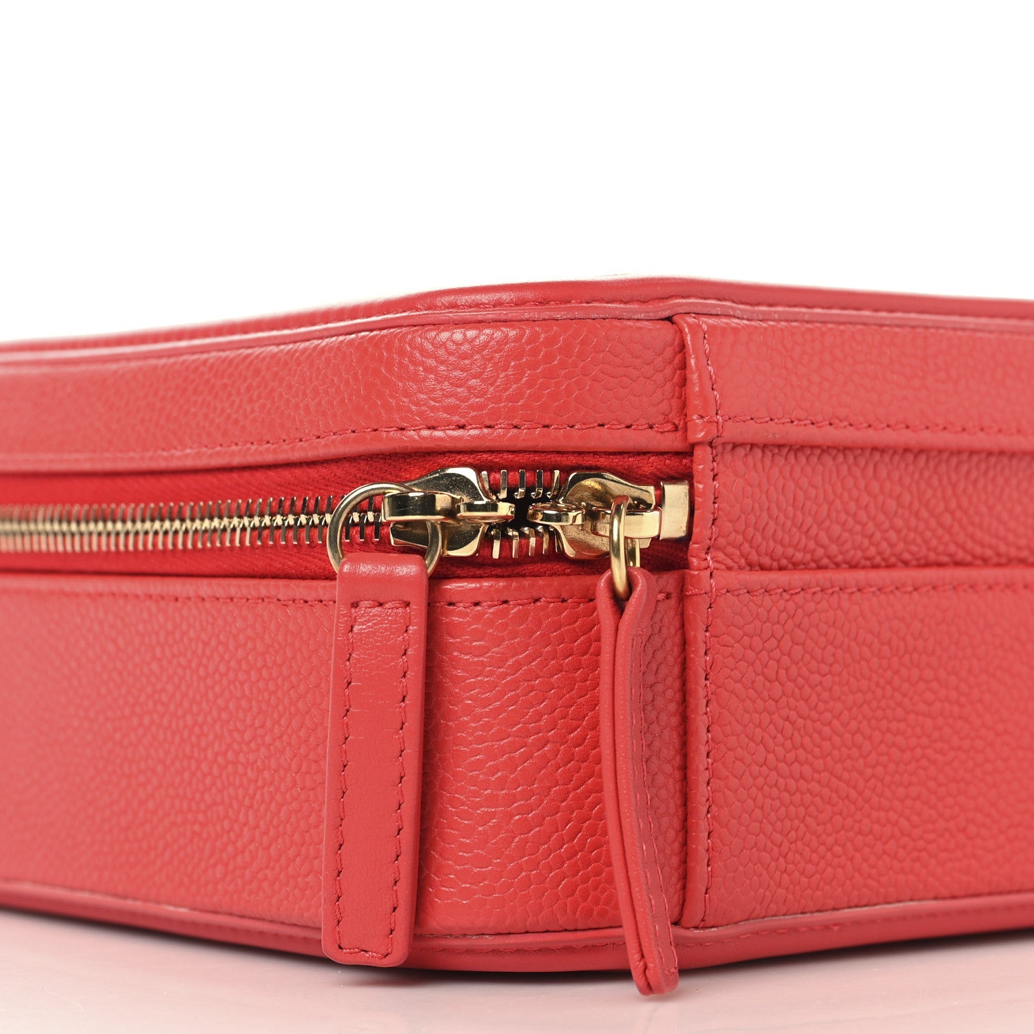 Chanel Caviar Quilted Medium CC Filigree Vanity Case Red