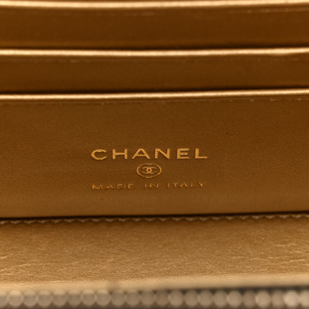 Chanel Lambskin Quilted Pearl Crush Small Vanity Case With Chain Black